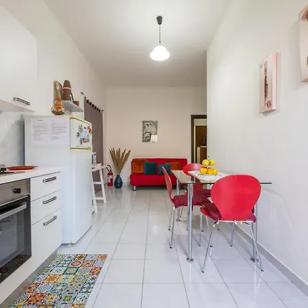 Gerani Rossi Villa San Pietro